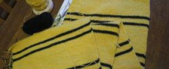 Hufflepuff Schal Hälfte